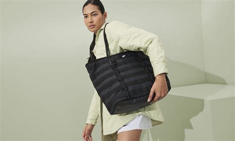 Nike Sportswear RPM Tote (26L). Nike.com.